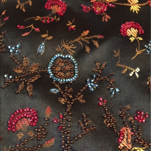 David Meister beaded & embroidered satin skirt - Picture 5 of 7